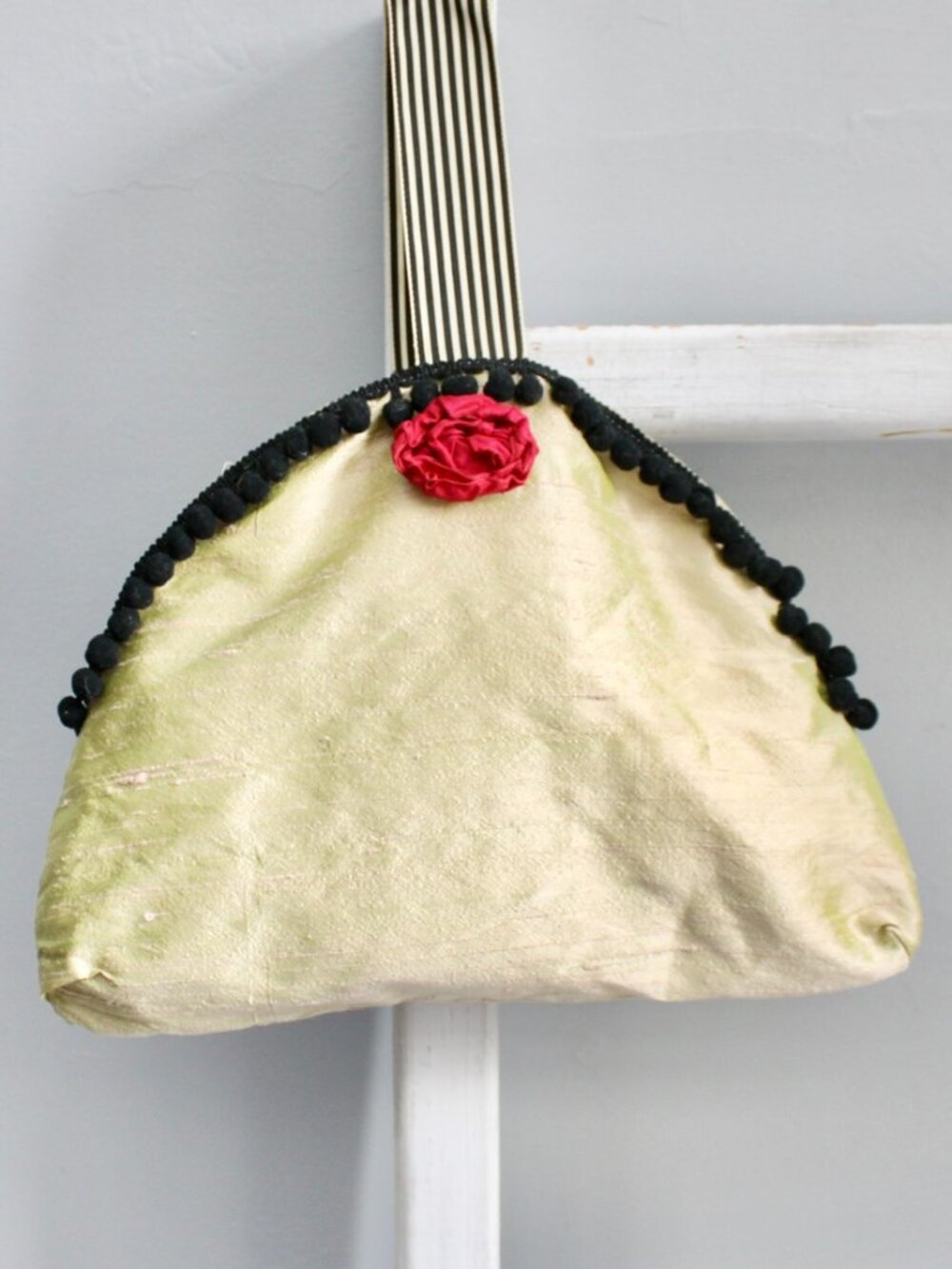 Vintage Gold Satin Red Rosette Pom-Pom Cocktail Party Handbag Wristlet